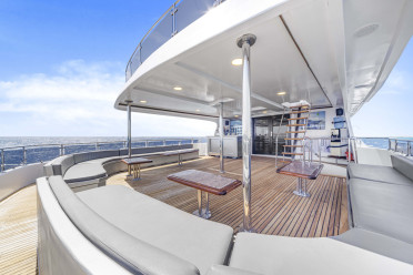 1_18_Sun-Deck-Sitting-Area-1