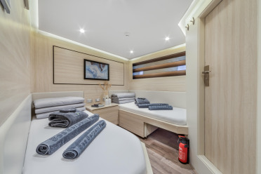 9_Standard-Twin-Lower-Deck